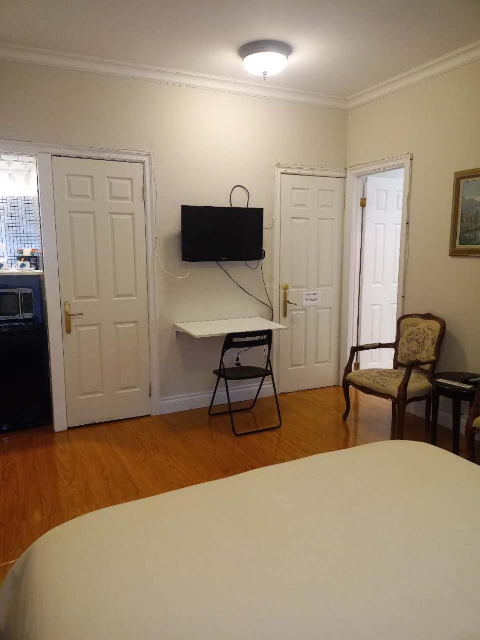 Lakeside Private Suite-Queen Bed Room Tottenham 外观 照片